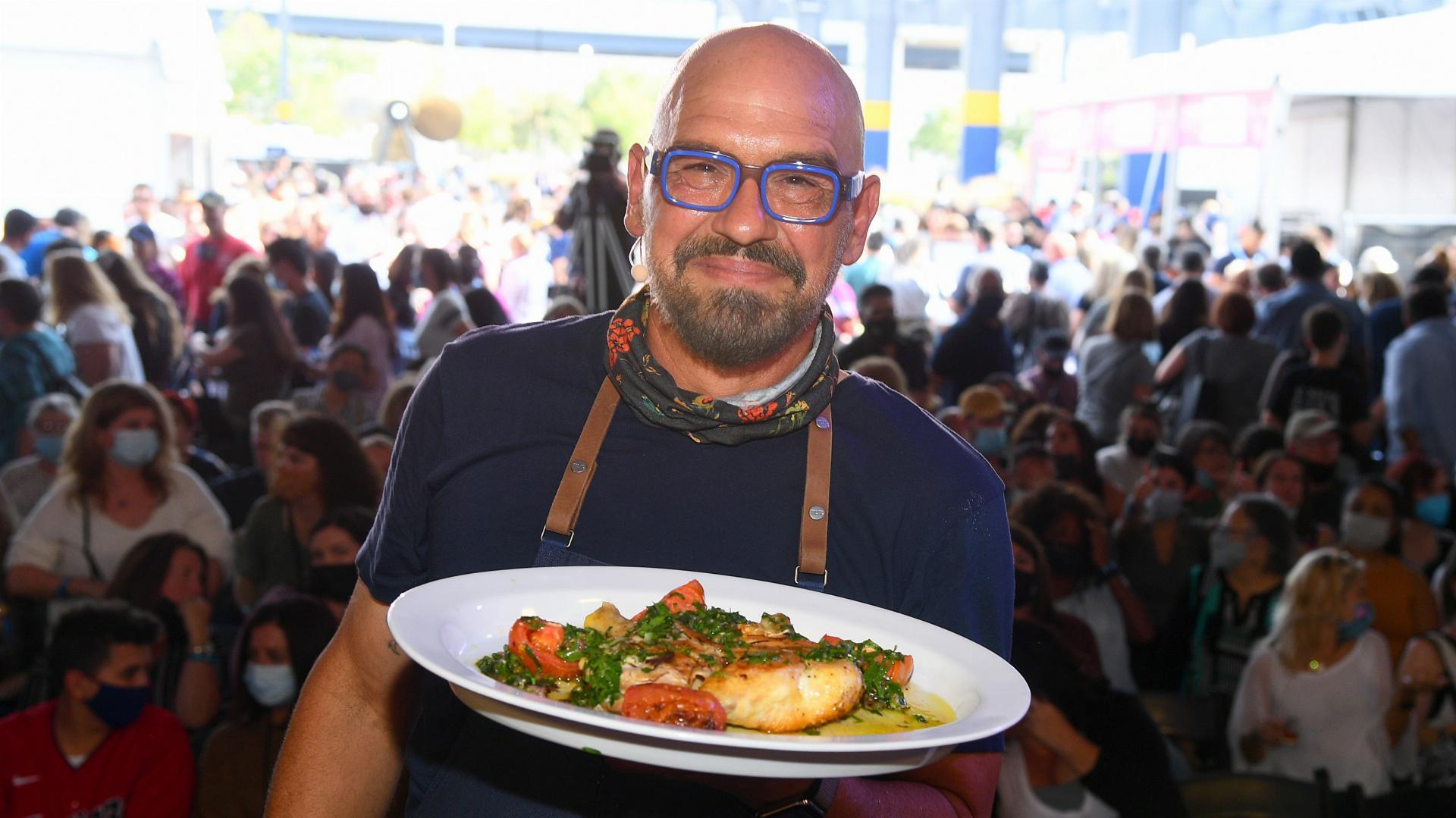 Throwdown with Michael Symon