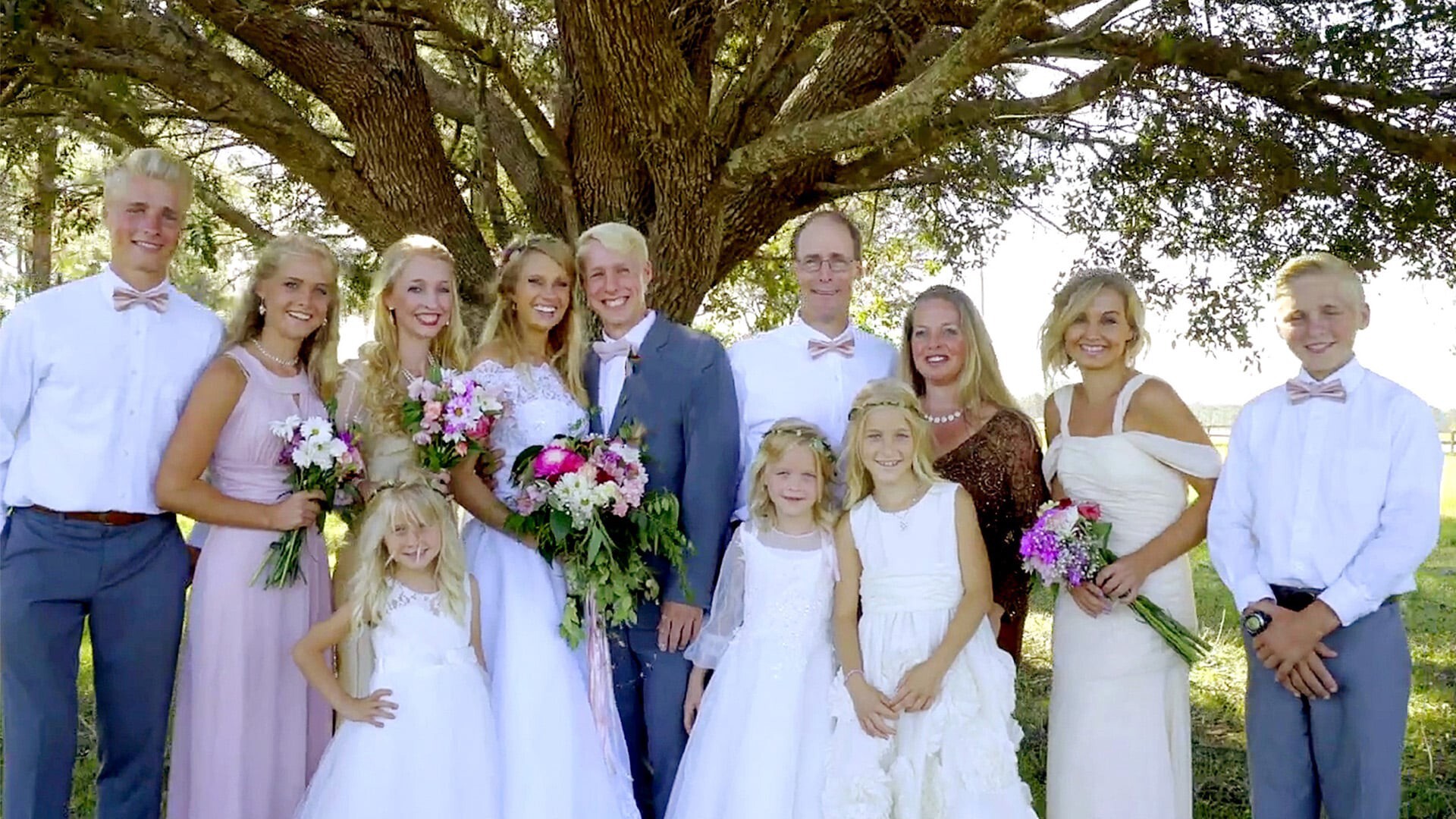 კეთილი იყოს თქვენი მობრძანება პლაზვილში  ქართულად -  Welcome to Plathville