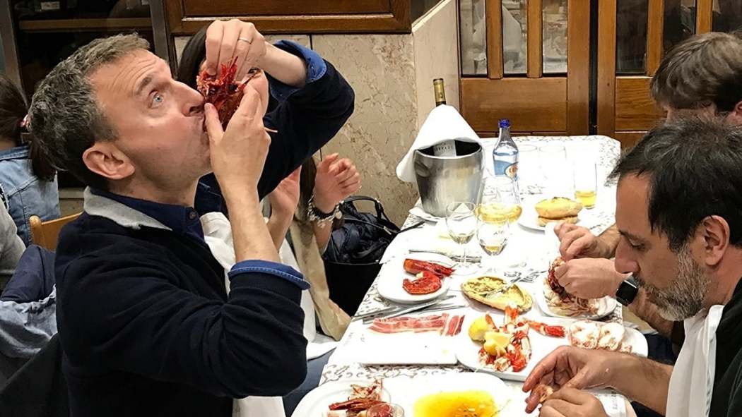 ვინმემ გამოკვებეთ ფილი  ქართულად -  Somebody Feed Phil