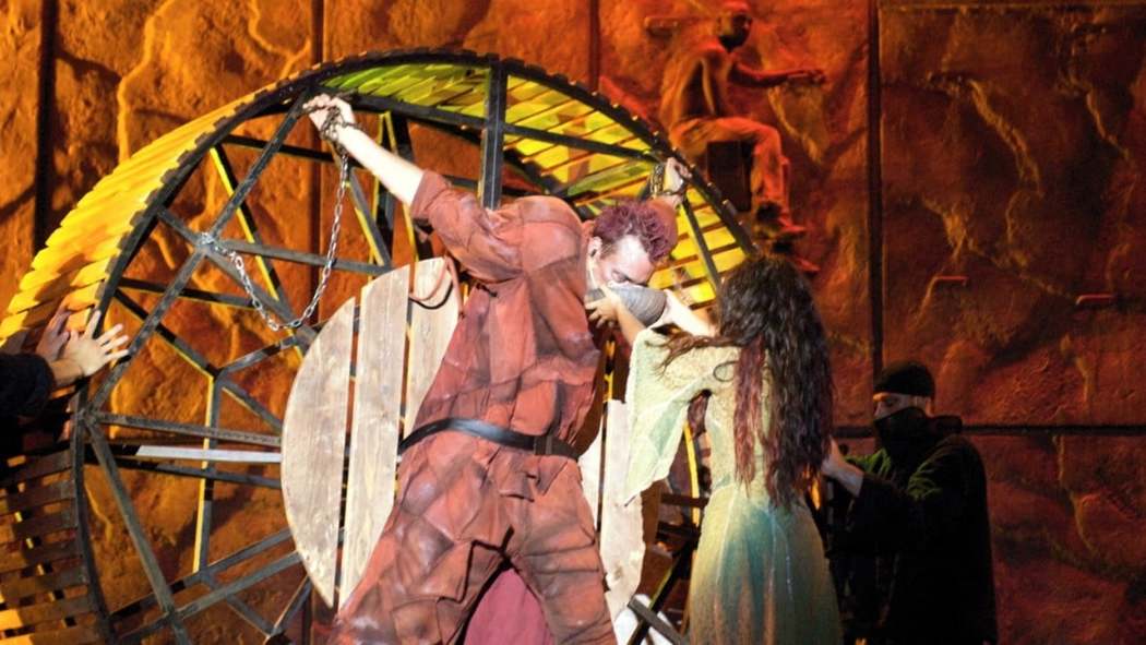 პარიზის ღვთისმშობლის ტაძარი  ქართულად -  Notre-Dame de Paris