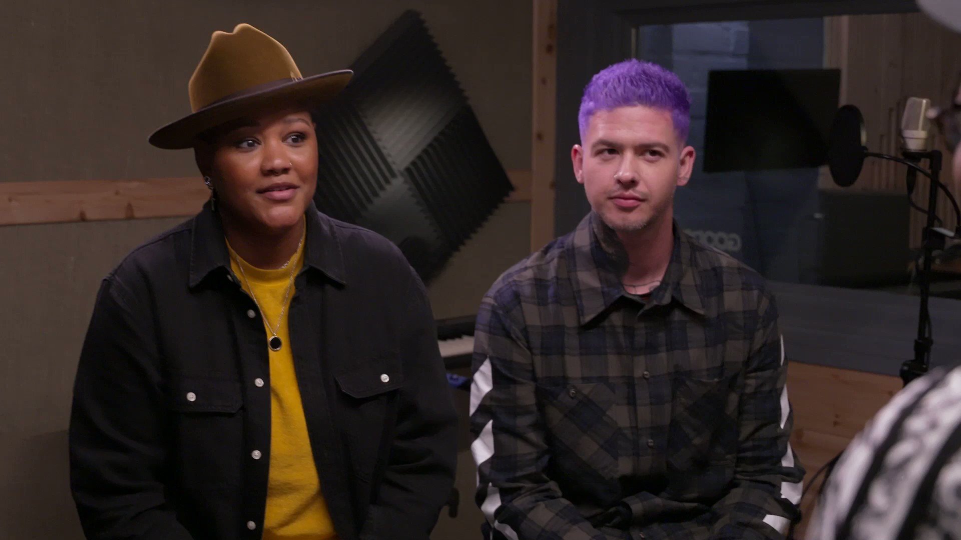 Help! Im in a Secret Relationship!