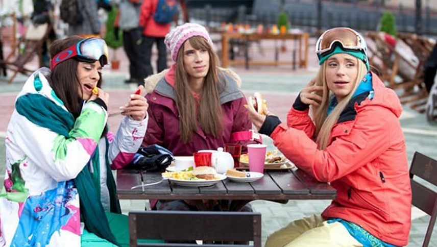 სპორტში მხოლოდ გოგონები არიან  ქართულად -  V sporte tolko devushki