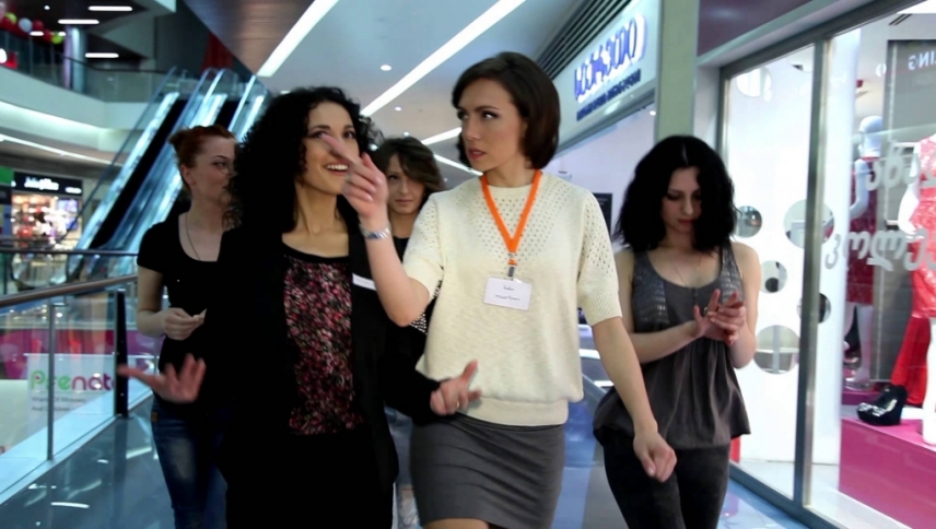 ხუთი ნახვით შეყვარება  ქართულად -  khuti nakhvit shekvareba