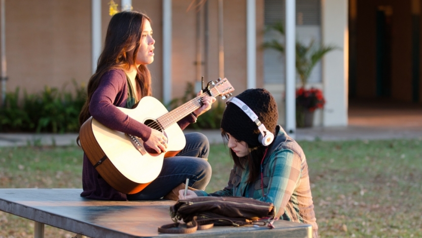 დაწერო სიყვარული მის ხელებზე  ქართულად -  To Write Love on Her Arms