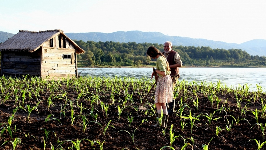 სიმინდის კუნძული  ქართულად -  Corn Island