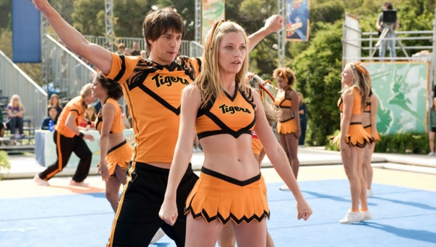 აპილპილება  ქართულად -  Fired Up!