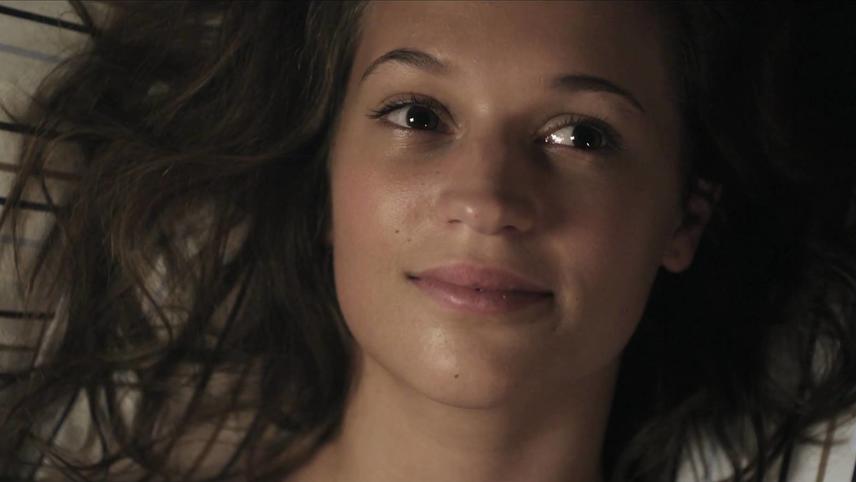 უმანკო  ქართულად -  Pure