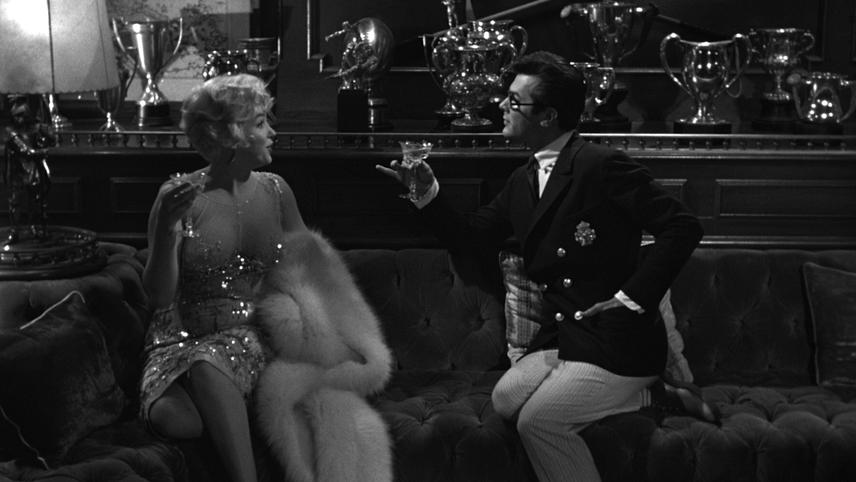 ჯაზში მხოლოდ ქალიშვილები არიან  ქართულად -  Some Like It Hot