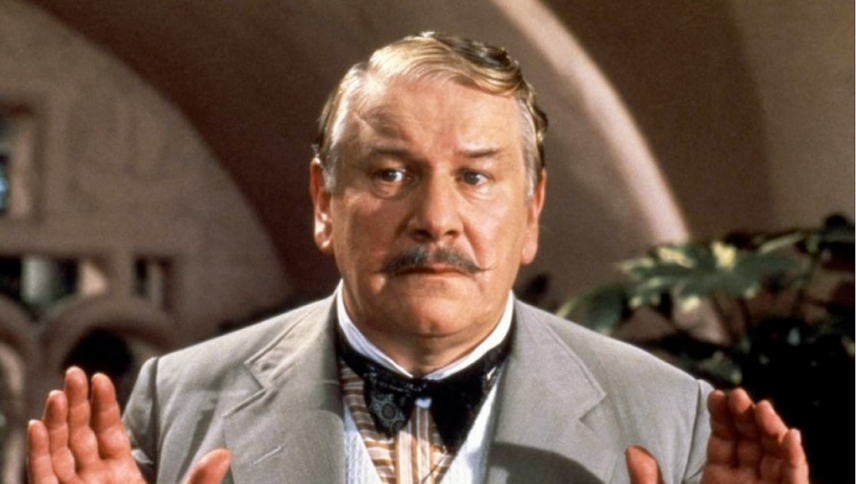 მეცამეტე სადილზე  ქართულად -  Thirteen at Dinner