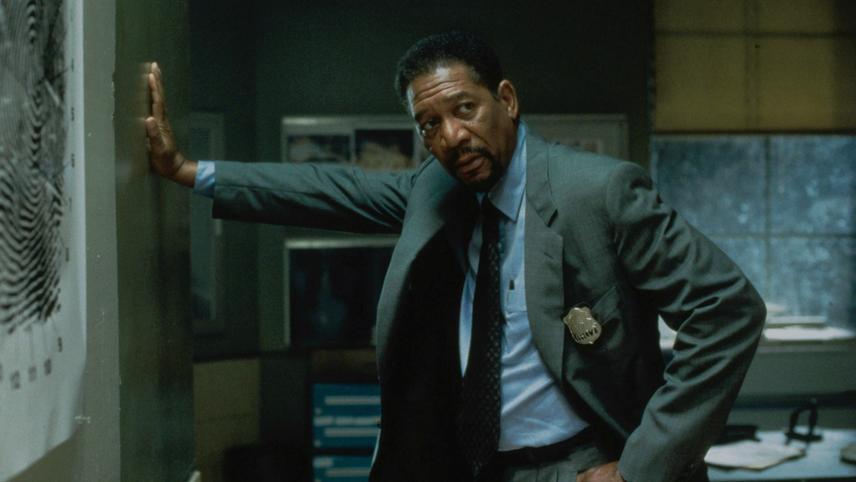 აკოცე გოგონებს  ქართულად -  Kiss the Girls