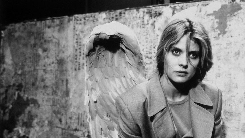 შორს და ისე ახლოს!  ქართულად -  Faraway, So Close!