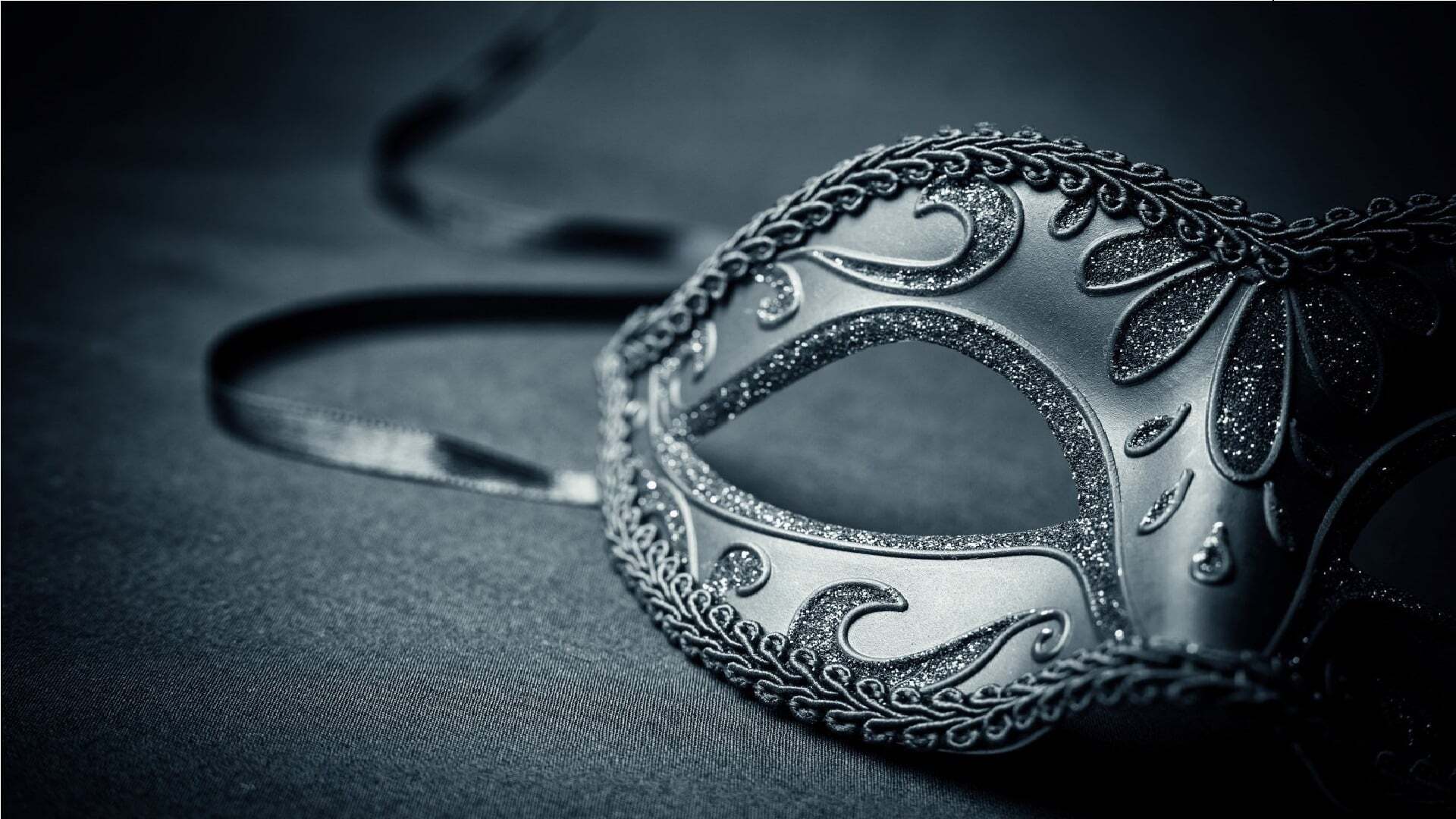 ორმოცდაათი ელფერით მუქი  ქართულად -  Fifty Shades Darker