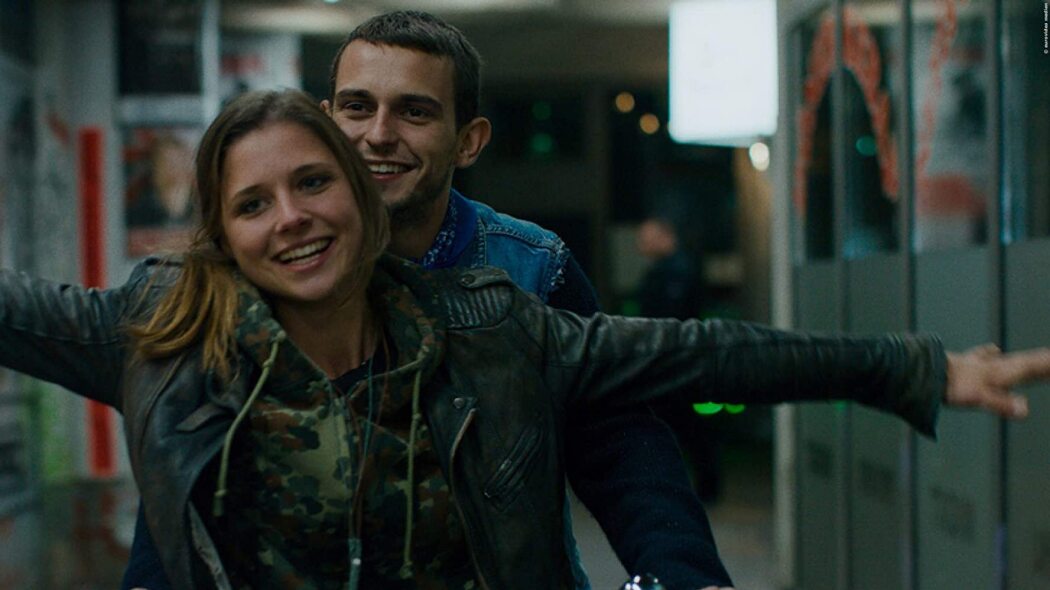 დაწყევლილი ბერლინი  ქართულად -  Fucking Berlin