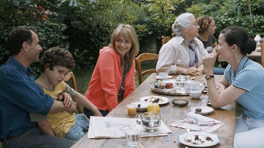 ზაფხულის დრო  ქართულად -  Summer Hours