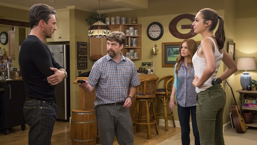 ჯაშუში მეზობლად  ქართულად -  Keeping Up with the Joneses