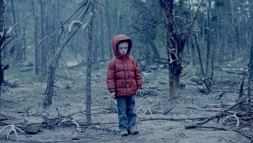 ეშმაკი სიბნელეში  ქართულად -  Devil in the Dark