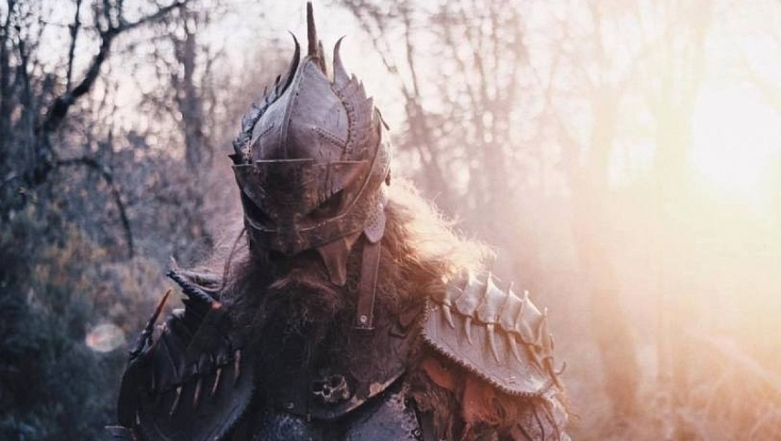 თავებზე მონადირე  ქართულად -  The Head Hunter