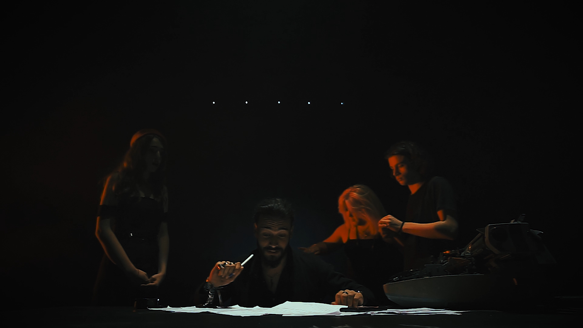 სკრუჯი  ქართულად -  scrooge