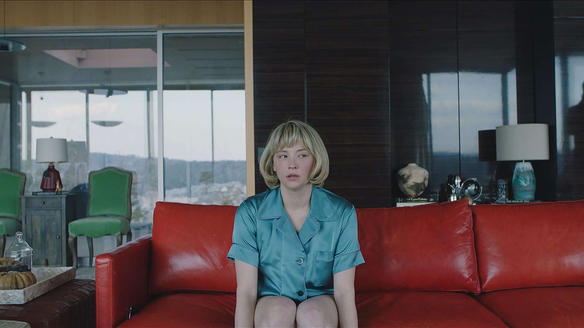 Swallow  ქართულად -  Глотай