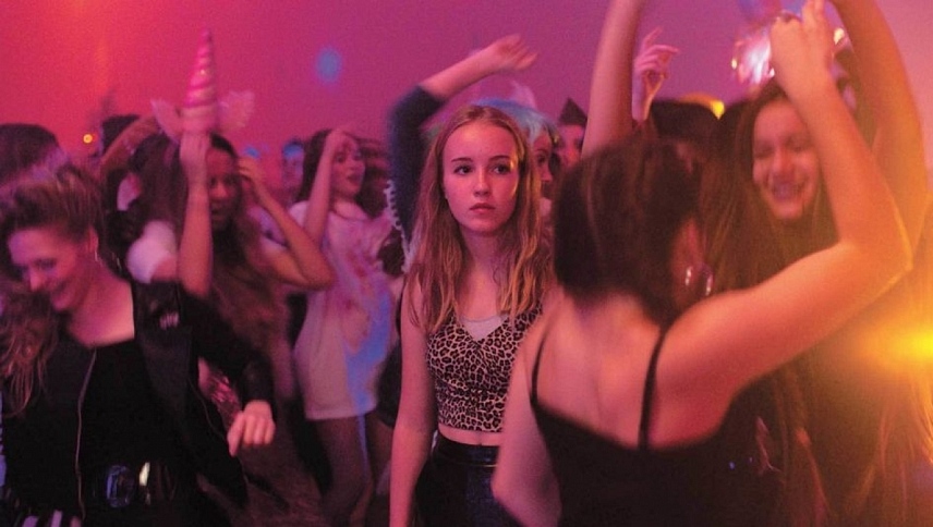 კოლონია  ქართულად -  A Colony