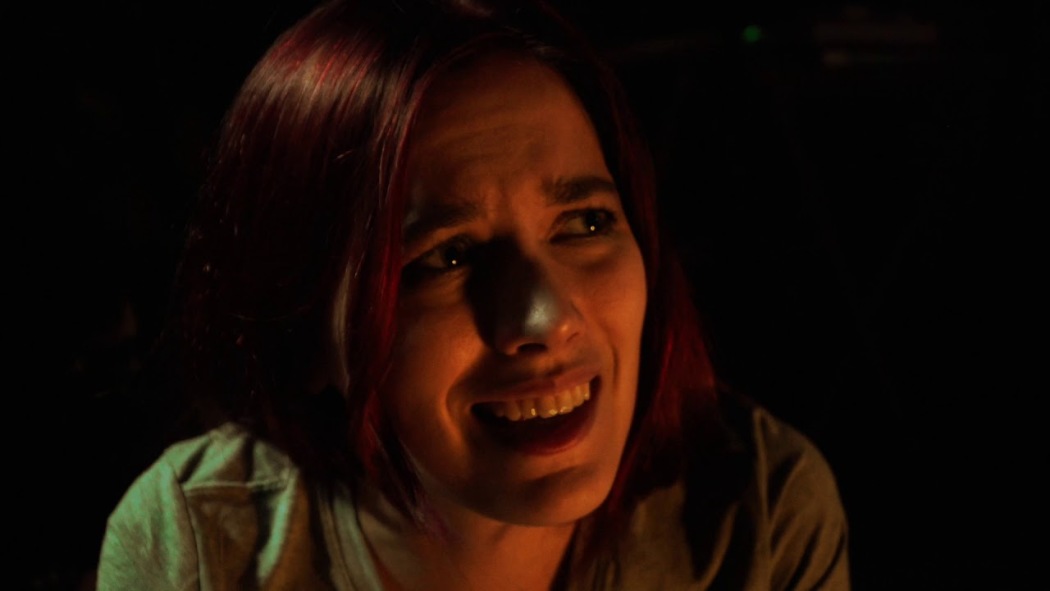 მოჩვენებები შინ  ქართულად -  Haunting Inside