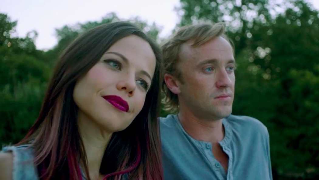 ვეშაპების ძიებაში  ქართულად -  Braking for Whales