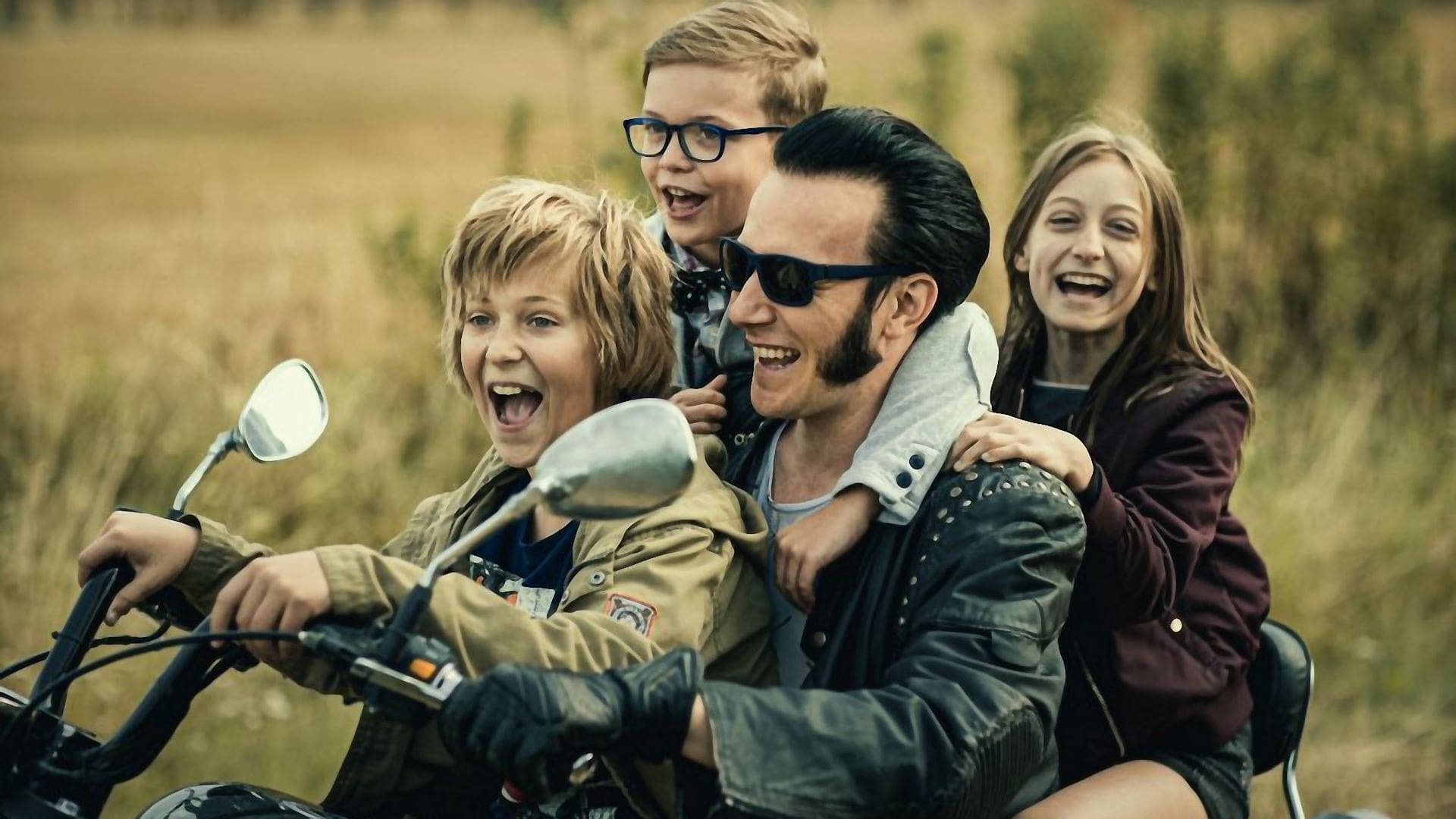 როკ ენ როლ ედი  ქართულად -  RocknRoll Eddie