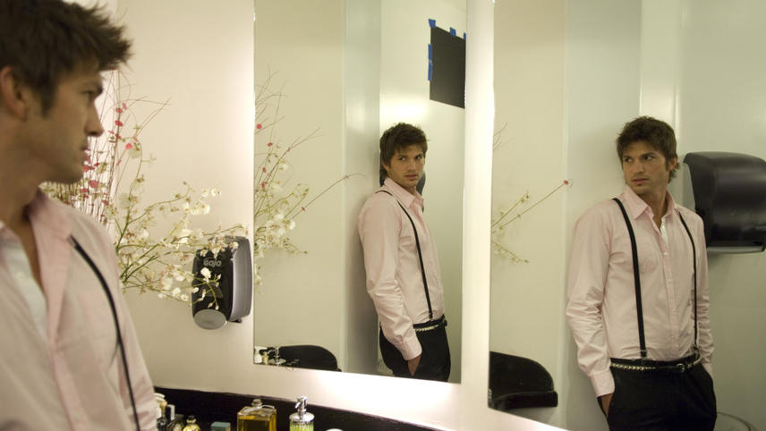 მექალთანე  ქართულად -  Spread