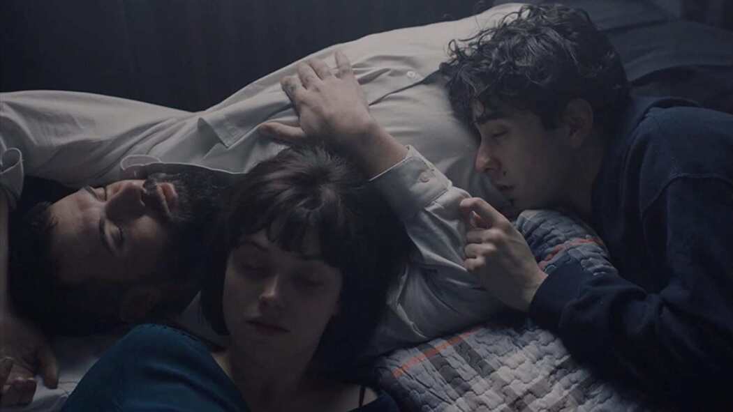 ციხე-სიმაგრე მიწაში  ქართულად -  Castle in the Ground