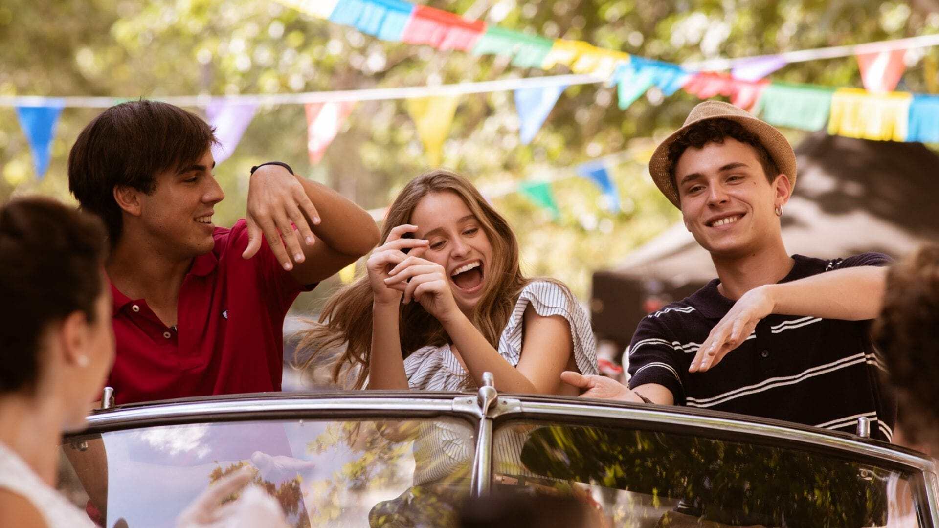 როდრიგესებისა დ სხვათა შესახებ  ქართულად -  The Rodriguez and the Beyond