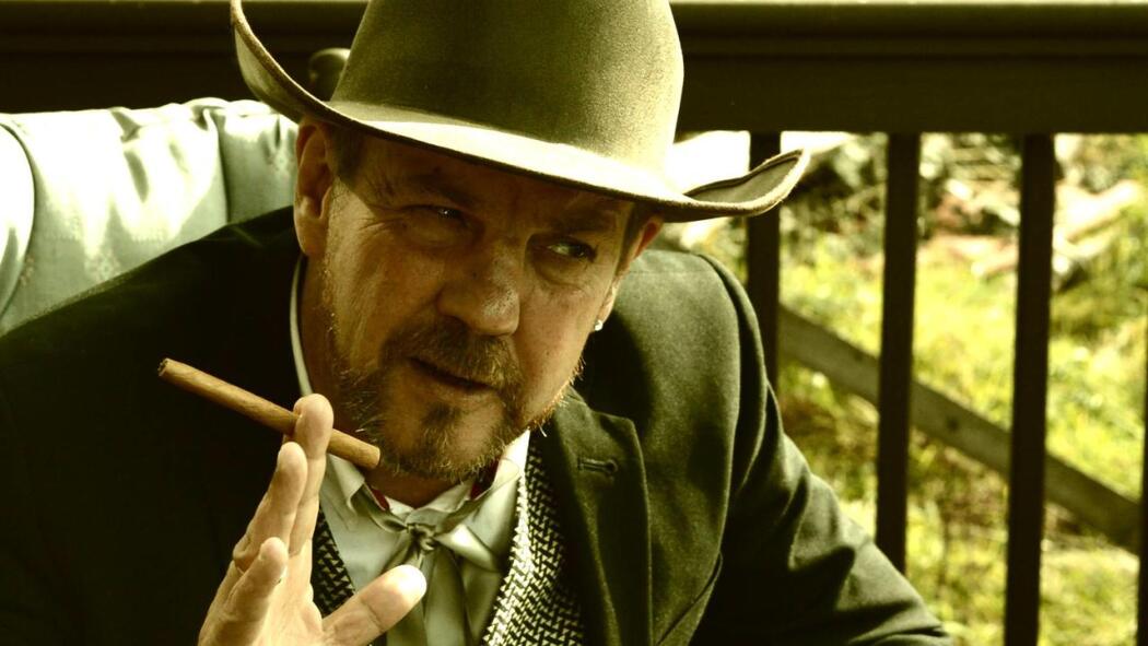 უცნობის დღე  ქართულად -  Day of the Stranger