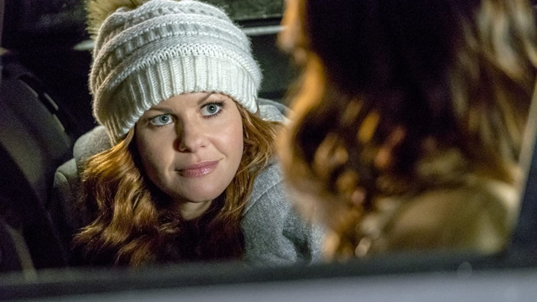 გვამი ფეხებთან: ავრორა თიგარდეინს საიდუმლოება  ქართულად -  Dead Over Heels: An Aurora Teagarden Mystery