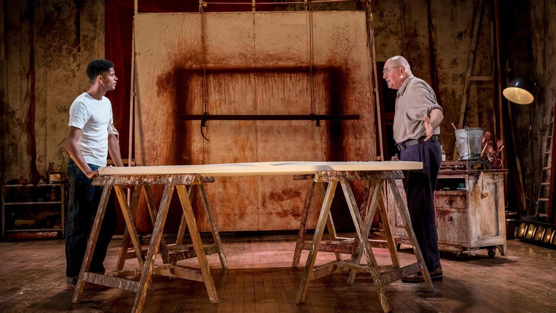 MGC წარმოგვიდგენს: წითელი  ქართულად -  MGC Presents: Red