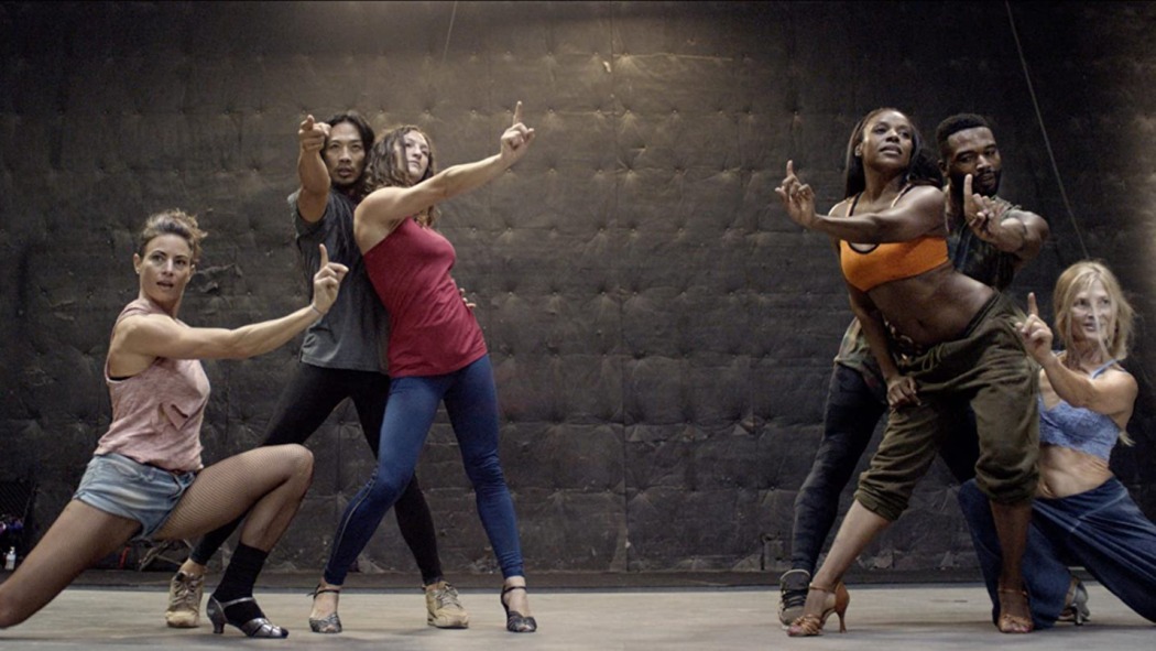 საჰაერო აკრობატი  ქართულად -  The Aerialist