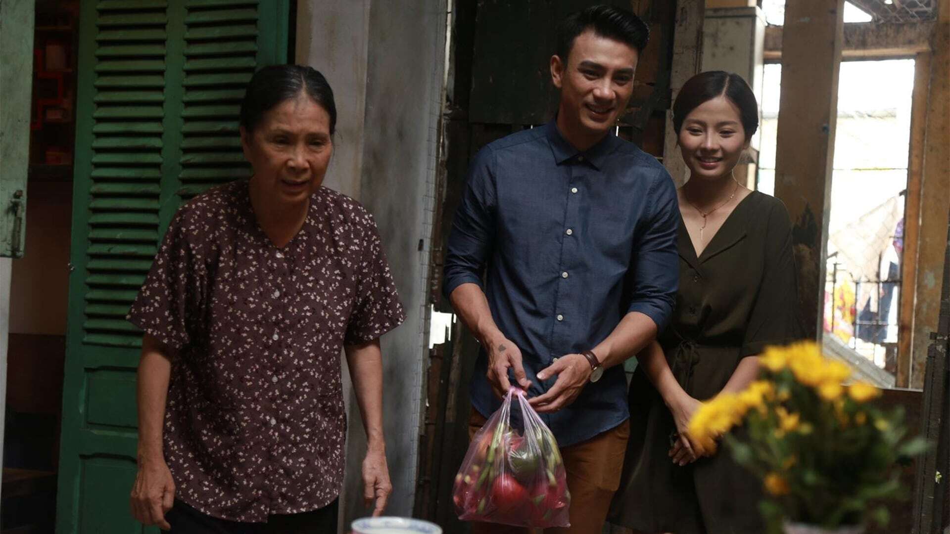 ძველი სახლის მსგავსად  ქართულად -  Like an Old House