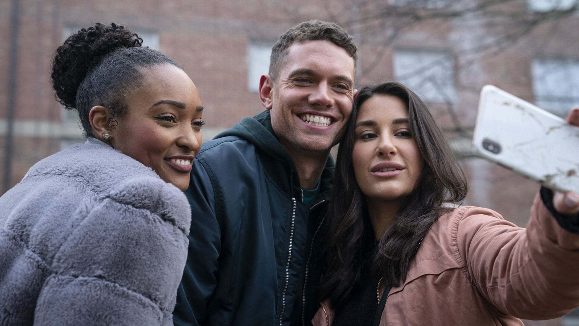 გამხადე ცნობილი  ქართულად -  Make Me Famous