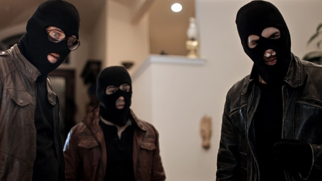 დაე იყოს როგორც არის  ქართულად -  Where Sleeping Dogs Lie