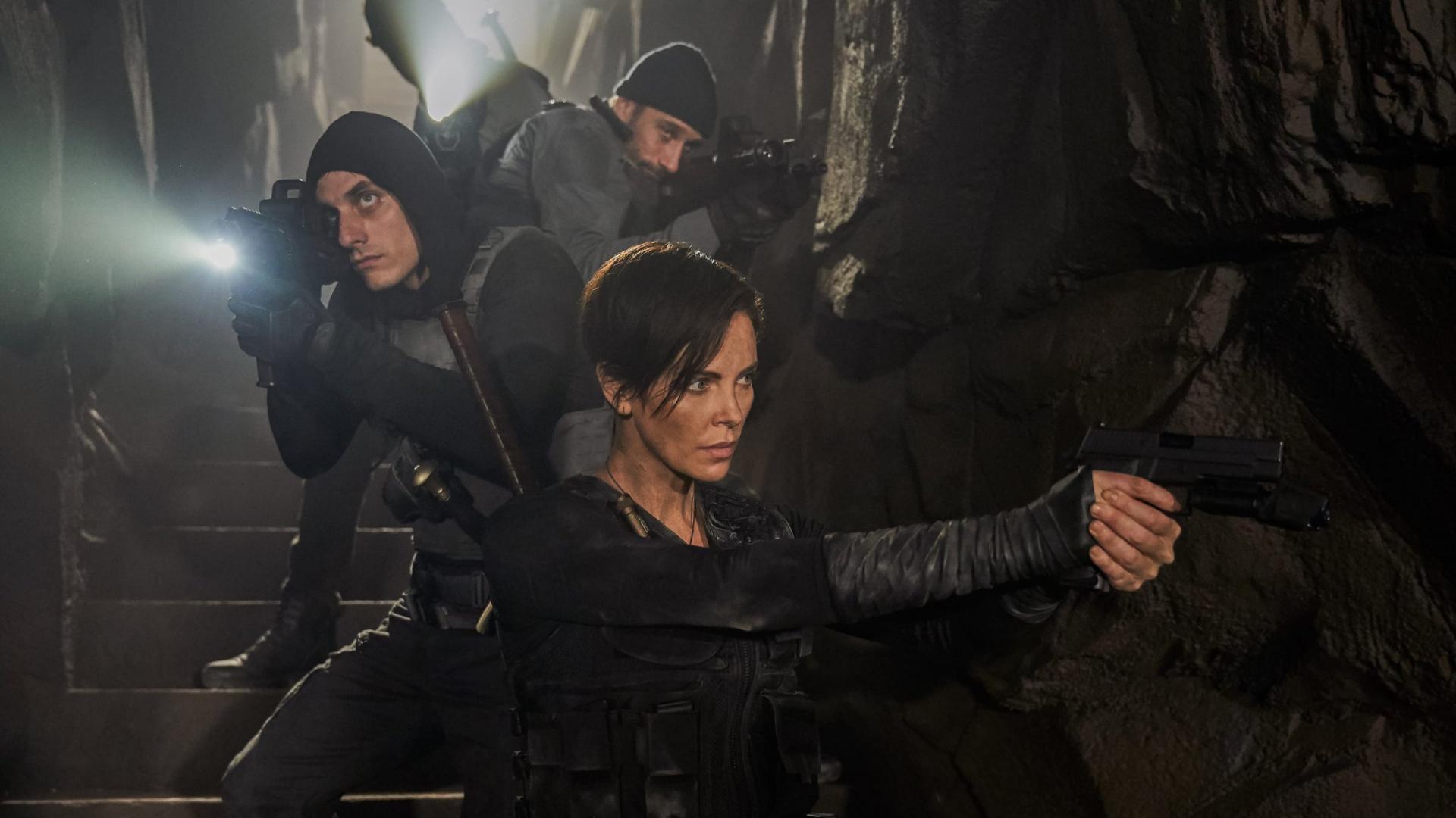 ძველი გვარდია  ქართულად -  The Old Guard