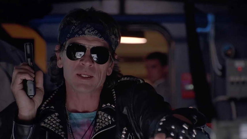 ალყაში  ქართულად -  Under Siege