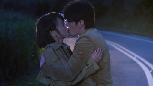 სადღაც  ზამთარში  ქართულად -  Somewhere Winter