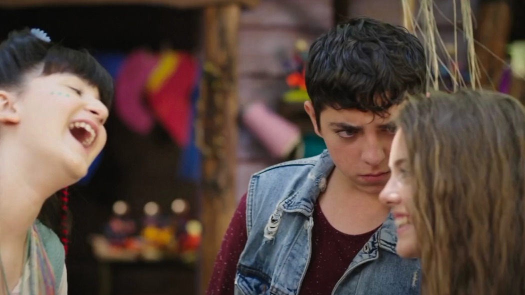 ოცნებების ქვეყანა: გამონია  ქართულად -  Hayaller Ülkesi: Gamonya