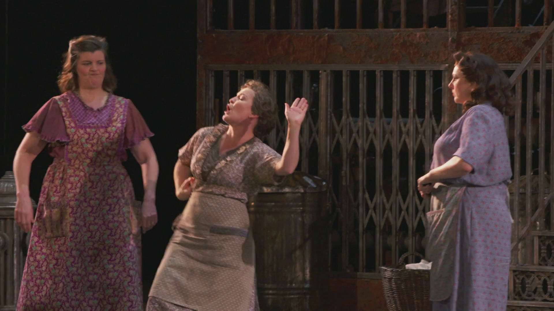 ვეილი: ქუჩის სცენა  ქართულად -  Weill: Street Scene