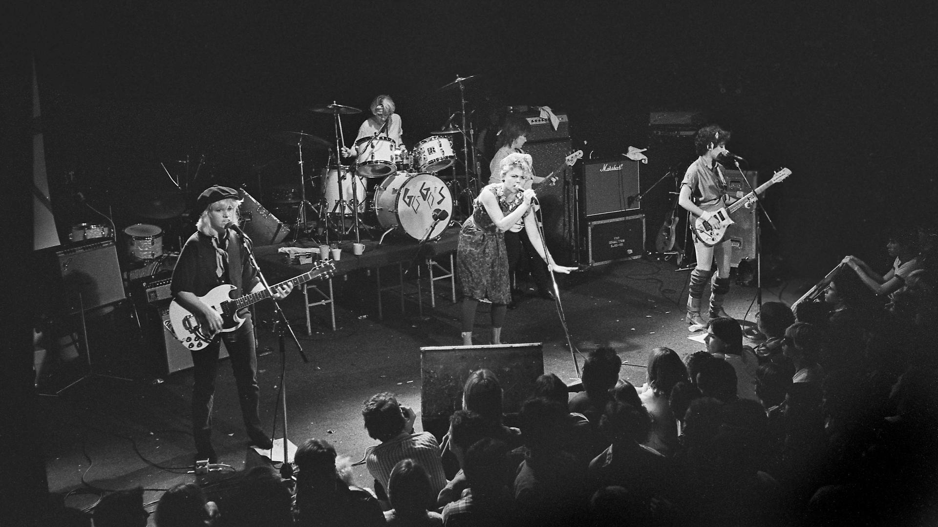 The Go-Gos - ამერიკული როკ-ჯგუფი კალიფორნიიდან  ქართულად -  The Go-Gos