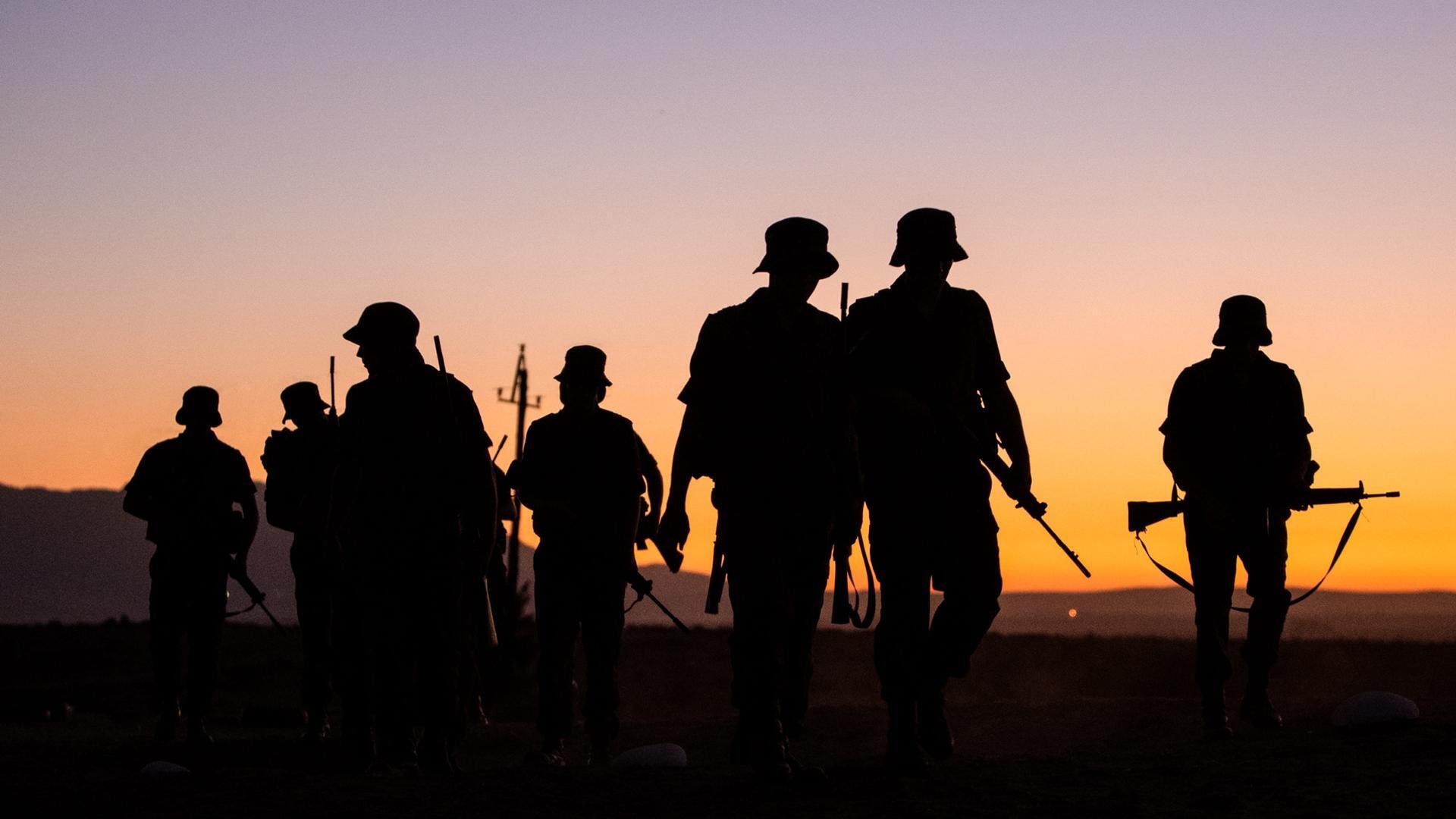 მოფფი  ქართულად -  Moffie