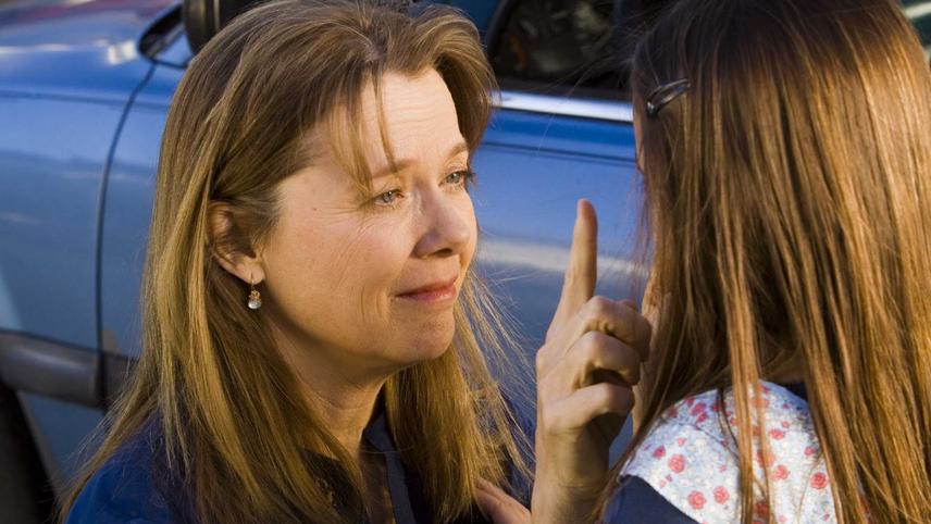 დედა და შვილი  ქართულად -  Mother and Child