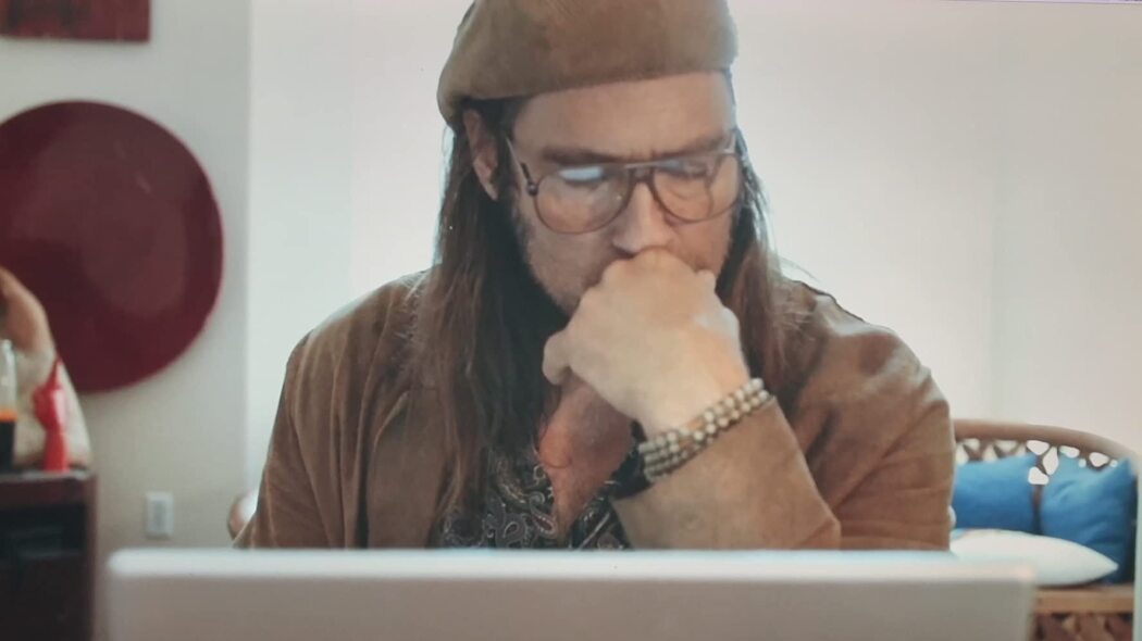 სასთუმალთან  ქართულად -  Around the Bed