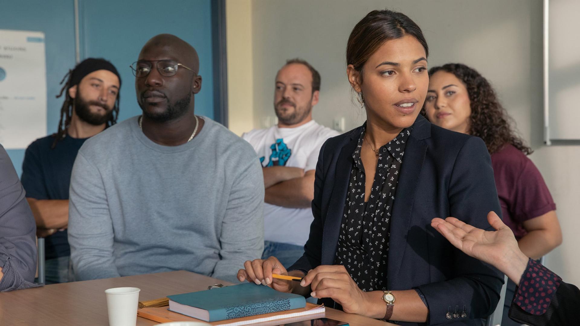 სკოლის ცხოვრება  ქართულად -  School Life