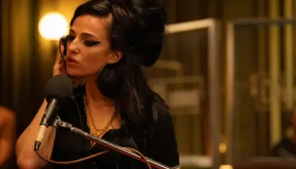 უკან შავთან  ქართულად -  Back to Black